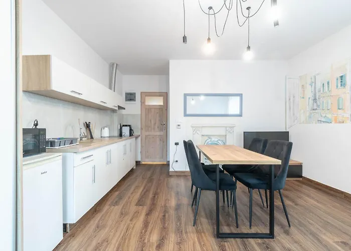 公寓 Zakatki Swiata *